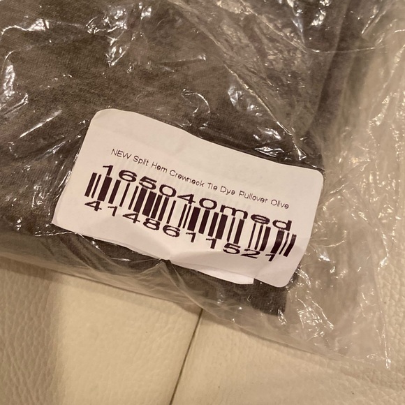 Pink Lily Crewneck Tie Dye Olive Pullover Medium - Picture 3 of 4